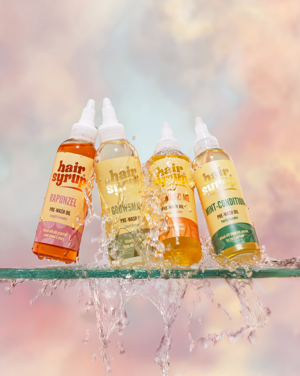 Hair Syrup: Viralna skrivnost za sanjske lase. Ja, 'hair oiling' res deluje! 